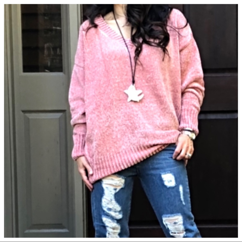 ✨LAST ONE ✨Oversized chenille V neck soft sweater - Picture 3 of 5